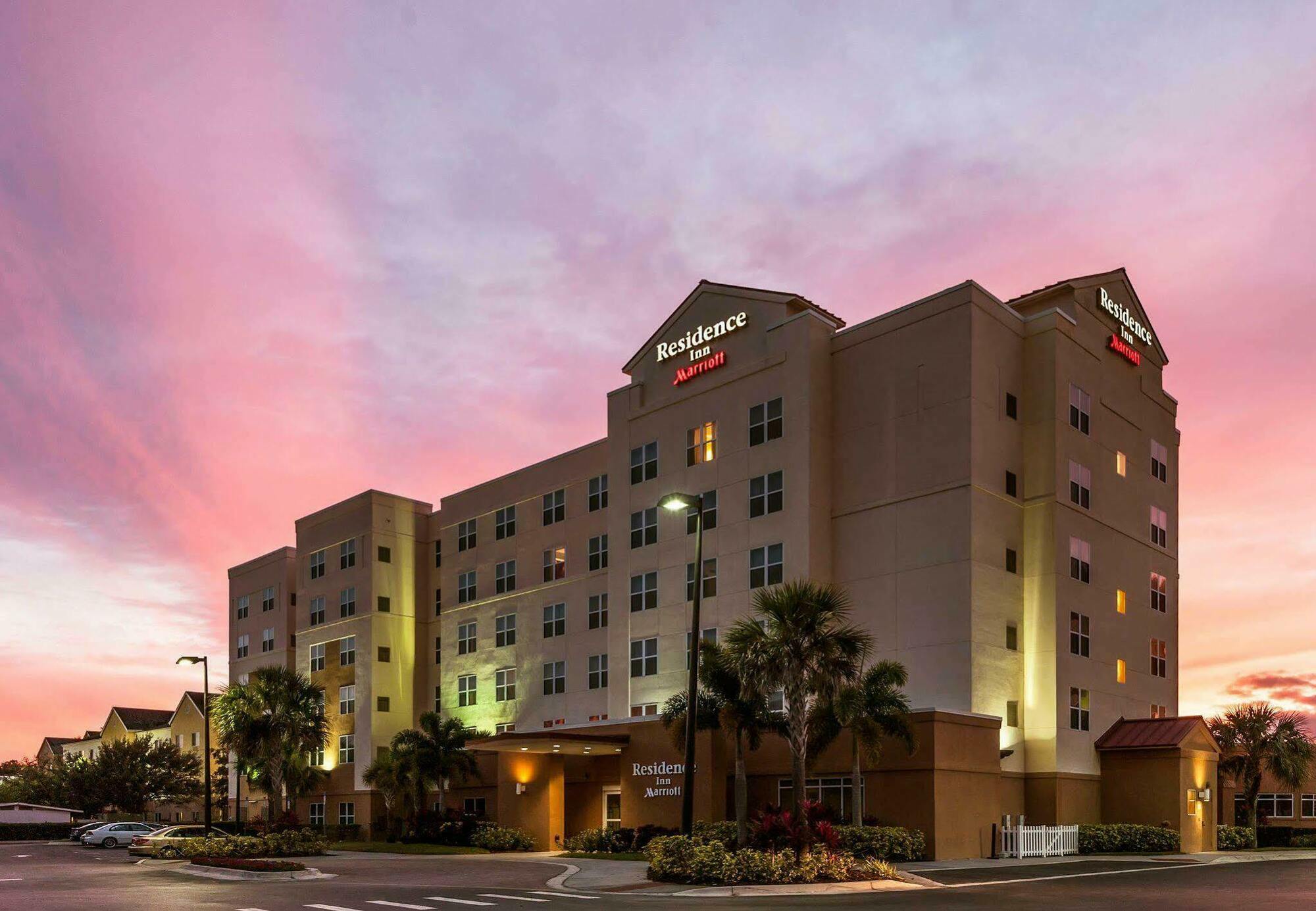 Residence Inn Orlando Airport Buitenkant foto